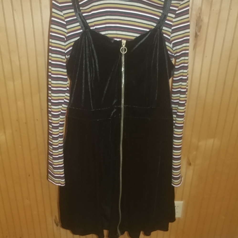 Velvet overall dress by Xhiliration size xl